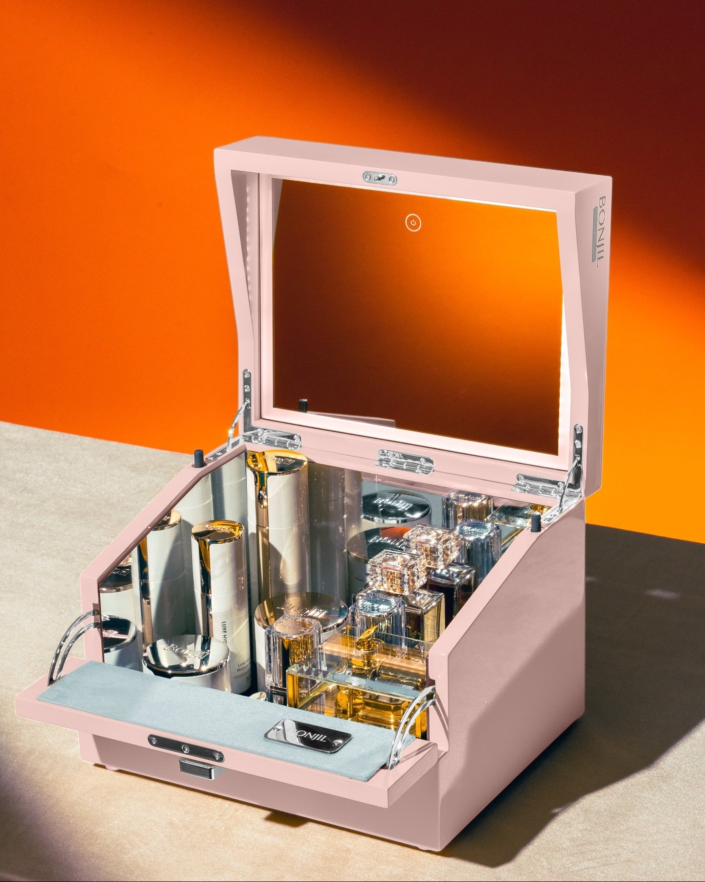 Aesthetic Alcove N°1