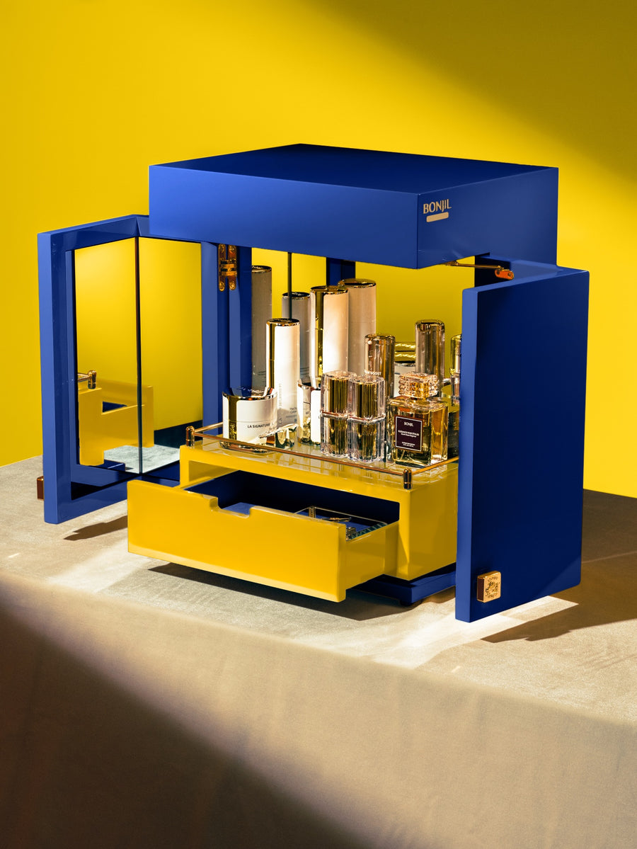 Aesthetic Alcove N°2 — La Signature Au Caviar Collection Set