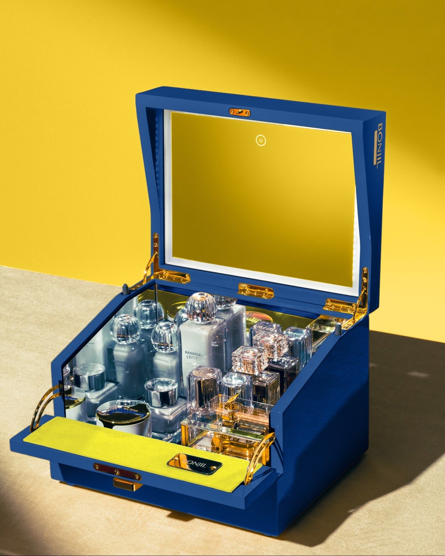 Aesthetic Alcove N°1