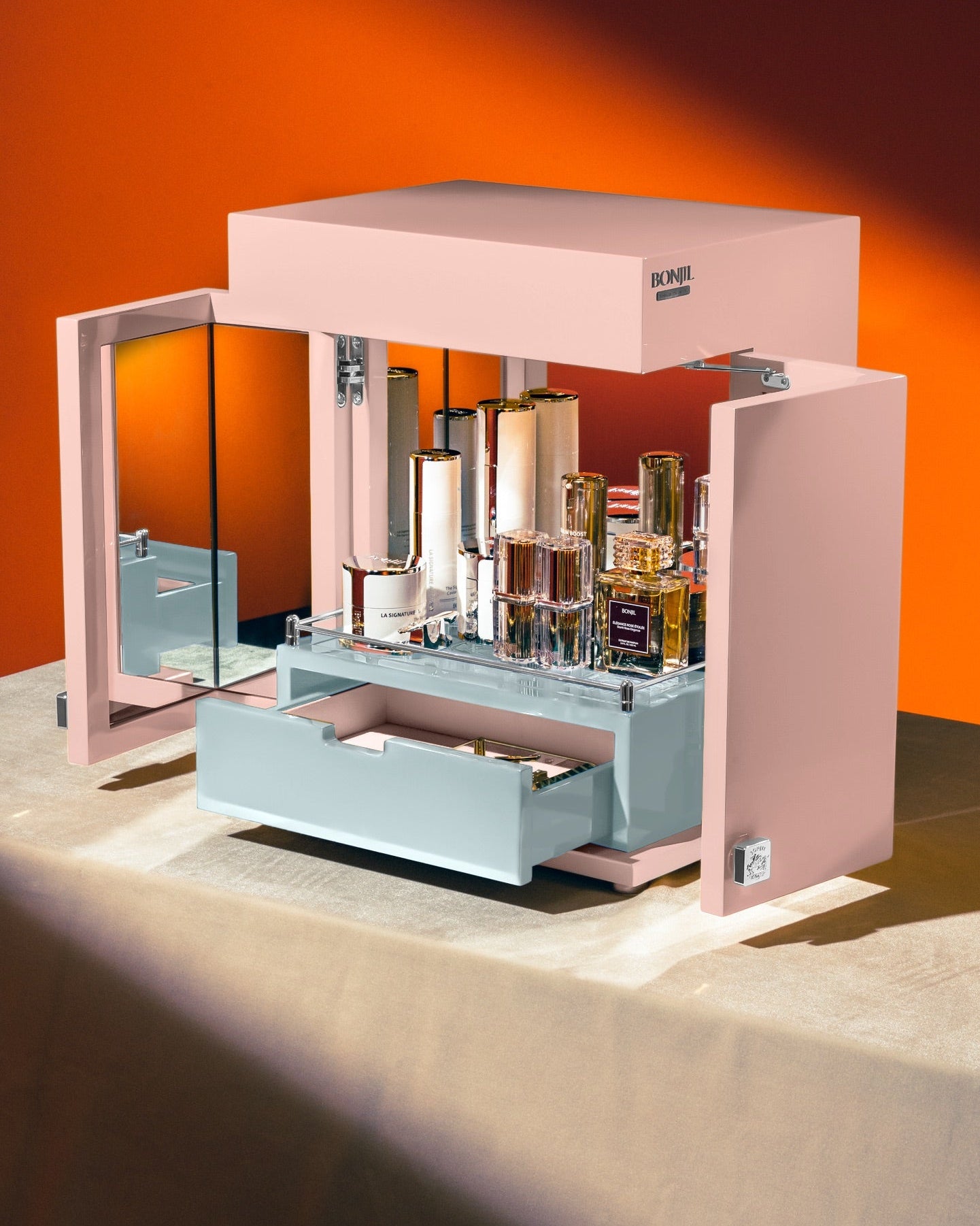 Aesthetic Alcove N°2 — La Signature Au Caviar Collection Set