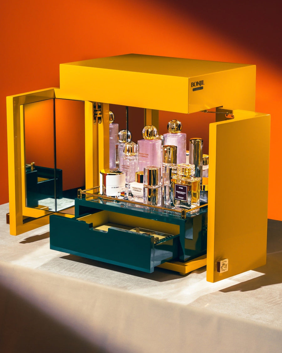 Aesthetic Alcove N°2 — Perfection Éternelle Collection Set