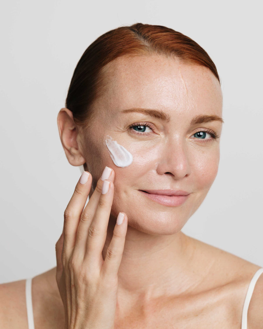 Compact Size The Signature Caviar Cream